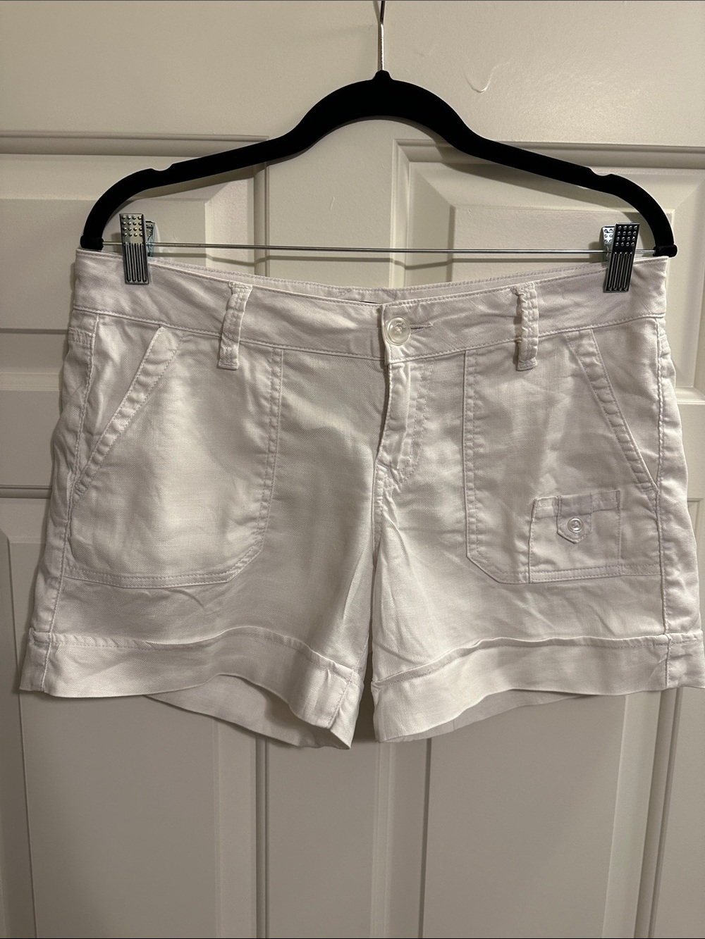 Anthropologie White Women's linen blend Cuffed Shorts